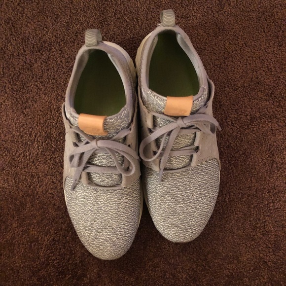 *SOLD oos* New Balance Fresh Foam Cruz - Picture 4 of 5